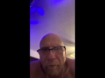 I1nt2fuk Chaturbate stream image from December 16, 2025