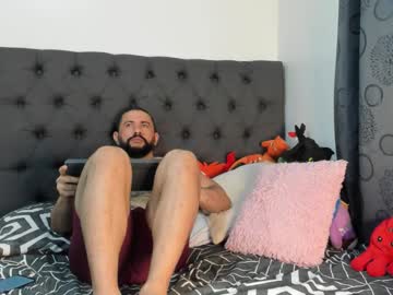Isaac_Franko Chaturbate stream image from December 16, 2025