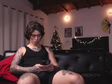 Xomega_02 Chaturbate stream image from December 16, 2025