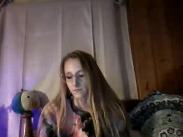 Goddesschloexo Chaturbate stream image from December 16, 2025
