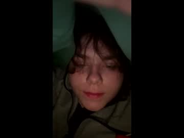 Frffslslcmfd Chaturbate stream image from December 16, 2025
