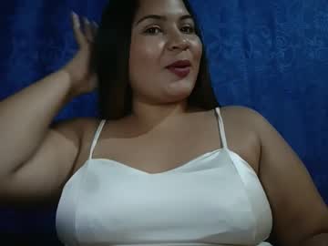 Samantacurvy_ Chaturbate stream image from December 16, 2025