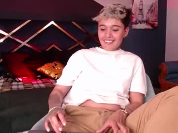 Jaxwolf_ Chaturbate stream image from December 16, 2025