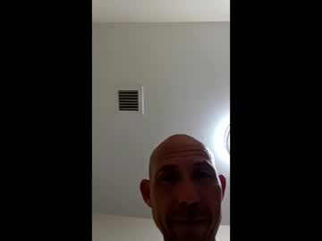 Rudedwg7900 Chaturbate stream image from December 16, 2025