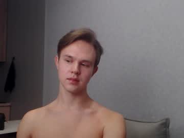 Angelraaay Chaturbate stream image from December 16, 2025