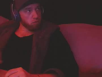 Genitalwars Chaturbate stream image from December 16, 2025