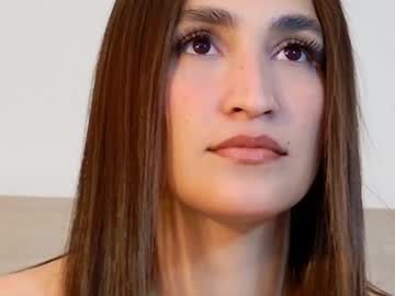 Lucyhanks_ Chaturbate stream image from December 16, 2025