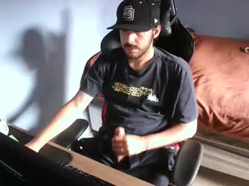 Guynextdoor122 Chaturbate stream image from December 16, 2025