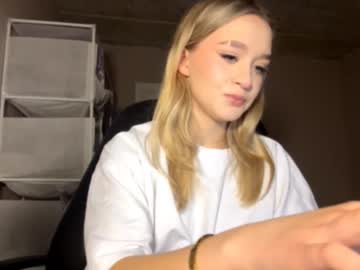 Ilonatangaro Chaturbate stream image from December 16, 2025