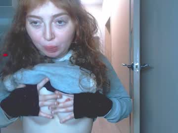 Kira_Foxy_ Chaturbate stream image from December 16, 2025