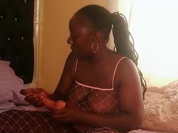 Trinatrina94 Chaturbate stream image from December 16, 2025