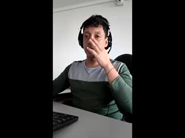 Wolf_2765 Chaturbate stream image from December 16, 2025