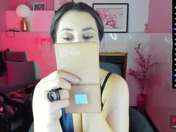 Kylie_Mellow Chaturbate stream image from December 16, 2025