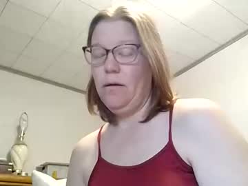 Redbre Chaturbate stream image from December 16, 2025
