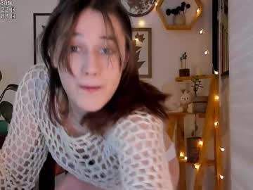 Sevaspring Chaturbate stream image from December 16, 2025