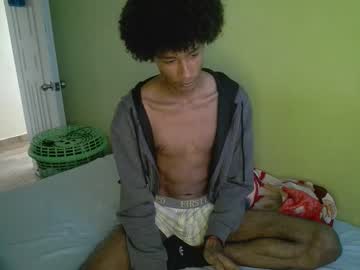 Twinkgabriiel Chaturbate stream image from December 16, 2025