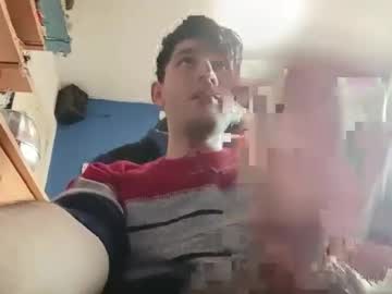 Estibenes02 Chaturbate stream image from December 16, 2025