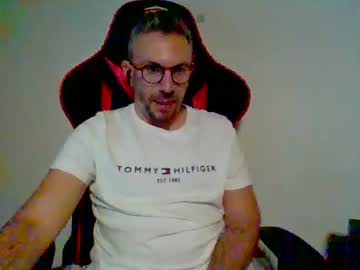 Huge__Cumshot Chaturbate stream image from December 16, 2025