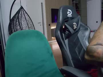 Enrikoblue Chaturbate stream image from December 16, 2025
