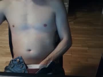 Goldnic_10 Chaturbate stream image from December 16, 2025