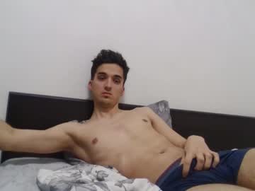 Samcumtv Chaturbate stream image from December 16, 2025