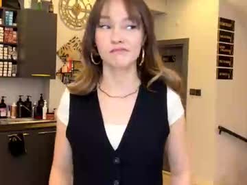 Keniarhynard Chaturbate stream image from December 16, 2025