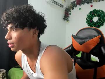 Randy_Escobar Chaturbate stream image from December 16, 2025
