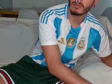 Justatall_Guy Chaturbate stream image from December 16, 2025