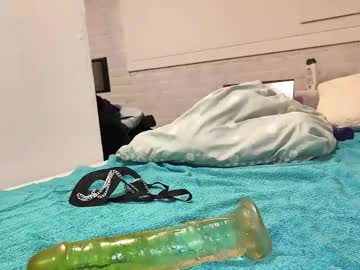 Michalmi815 Chaturbate stream image from December 16, 2025