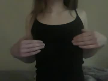 Xxprettygirl Chaturbate stream image from December 16, 2025