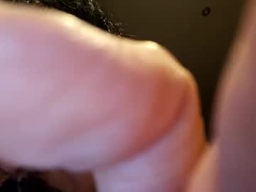 Chrisgogo121 Chaturbate stream image from December 17, 2025