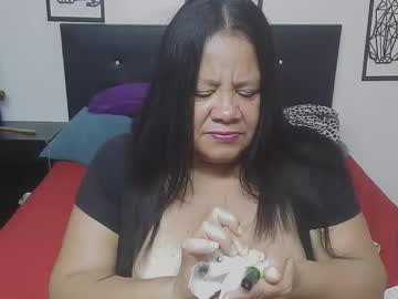 Mhia1972 Chaturbate stream image from December 17, 2025
