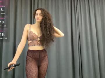 Movessa Chaturbate stream image from December 17, 2025