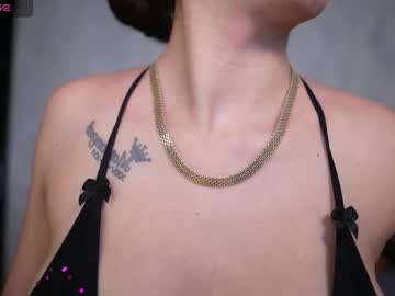 Sophiaxv Chaturbate stream image from December 17, 2025