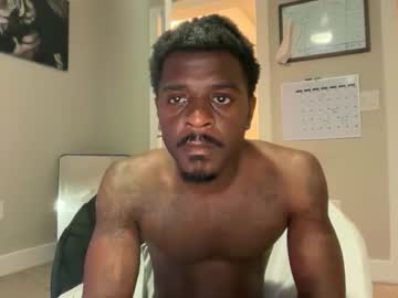 Kylekickstand Chaturbate stream image from December 17, 2025