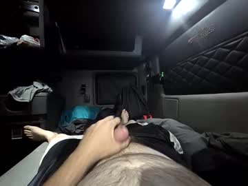 Hung20032003 Chaturbate stream image from December 17, 2025