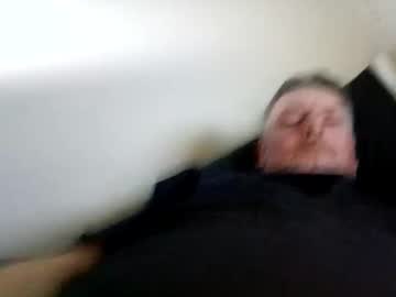 Billobongg Chaturbate stream image from December 17, 2025