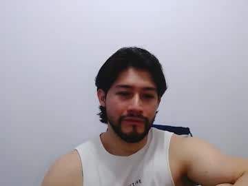 Mnt_O Chaturbate stream image from December 17, 2025