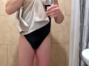 Andrewo42601 Chaturbate stream image from December 17, 2025
