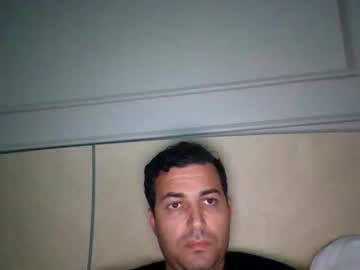 Genteldevil Chaturbate stream image from December 17, 2025