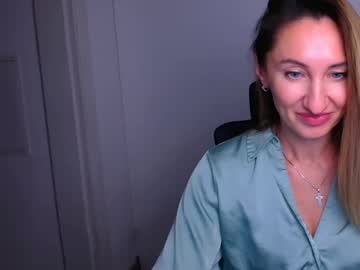 Milena_Sunny_ Chaturbate stream image from December 17, 2025