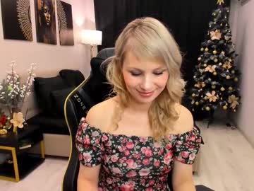 Lindasandy Chaturbate stream image from December 17, 2025