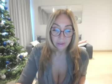 Tati74 Chaturbate stream image from December 17, 2025