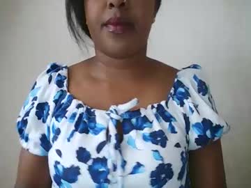 Yasminnah Chaturbate stream image from December 17, 2025