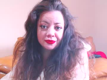 Luisahornydoll Chaturbate stream image from December 17, 2025