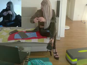 Gingerpink1911 Chaturbate stream image from December 17, 2025