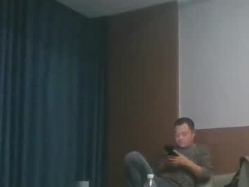 Linzi99881l Chaturbate stream image from December 17, 2025