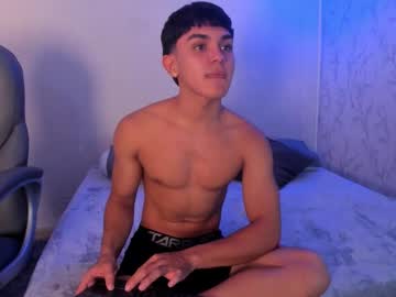 _Taylorblack Chaturbate stream image from December 17, 2025