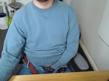 Wooyay Chaturbate stream image from December 17, 2025
