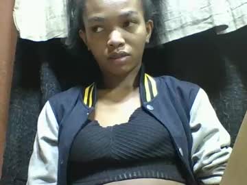 Liaraisha Chaturbate stream image from December 17, 2025